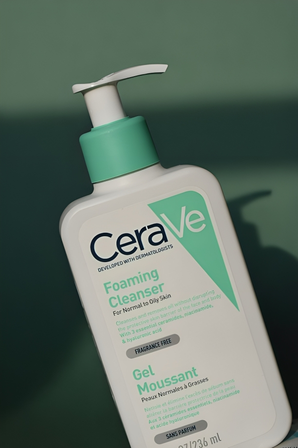 CeraVe Foaming Cleanser | For Normal to Oily Skin (Bar-code scannable)